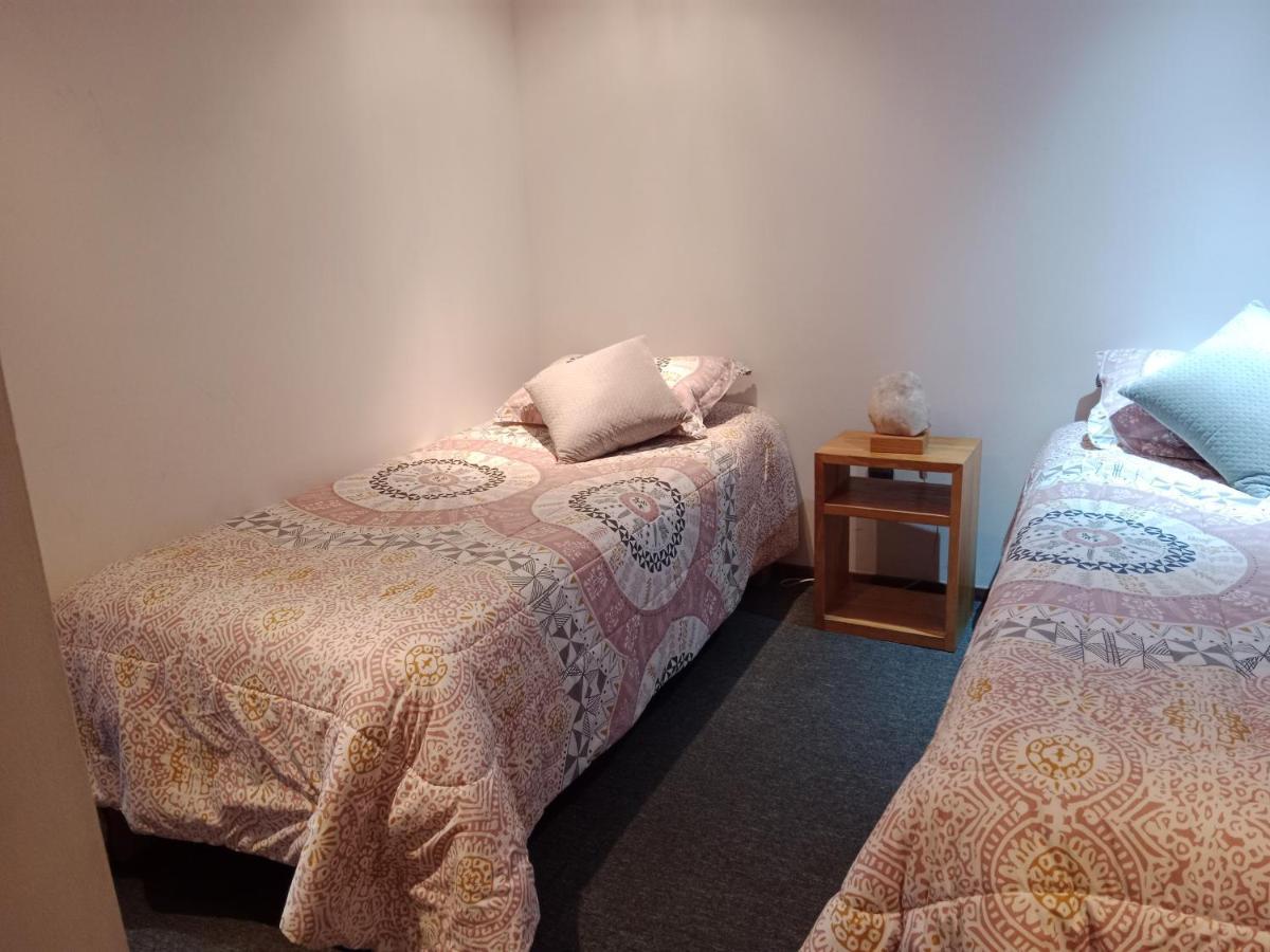 Almer Hostal プンタアレナス エクステリア 写真