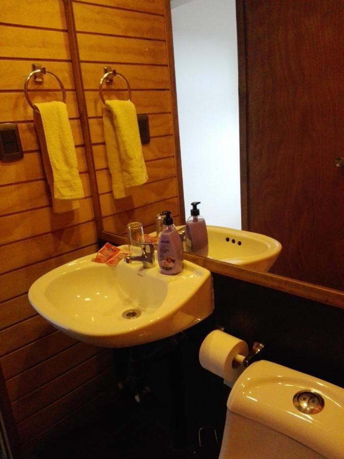 Almer Hostal プンタアレナス エクステリア 写真